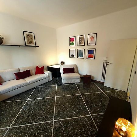Spacious Three-Room Apartment In Saragozza Boloňa Exteriér fotografie